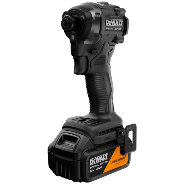 Фото - Шуруповерт DeWALT DCF86MM2T